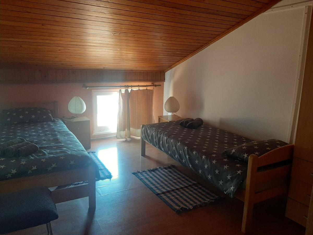 Sea View Apartment In The Center Of Pula Luaran gambar